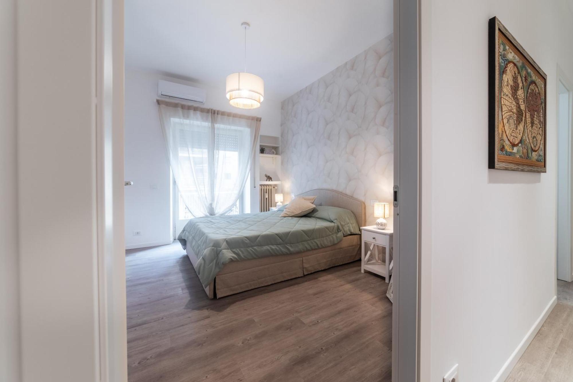 Vatican Shabby Double Bedrooms Rome